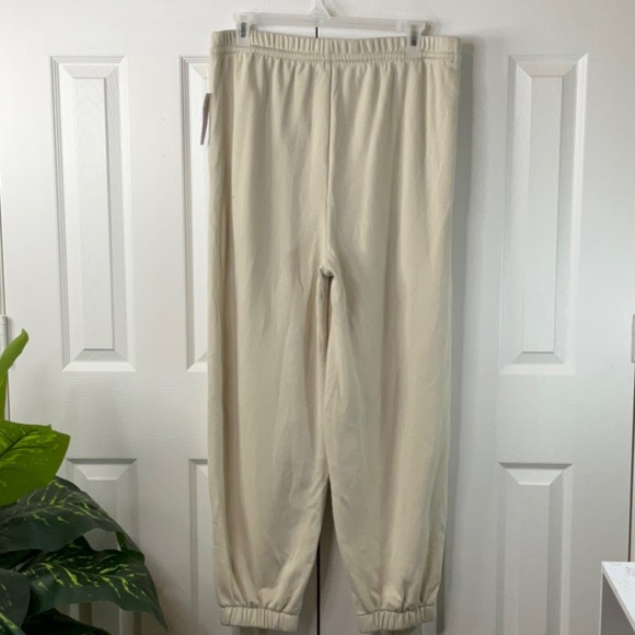 Wild Fable Women’s High Rise Baggy Joggers Cream Various Sizes - Picture 6 of 12